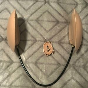 Misses kisses OG pads. Wore own time. No silk bag.